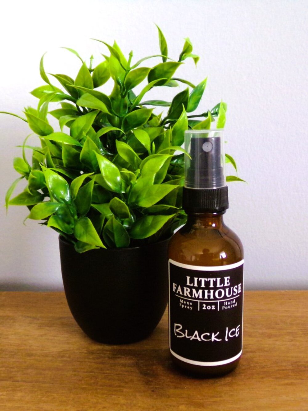 Handcrafted Men's Room Sprays - Picture 8 of 8